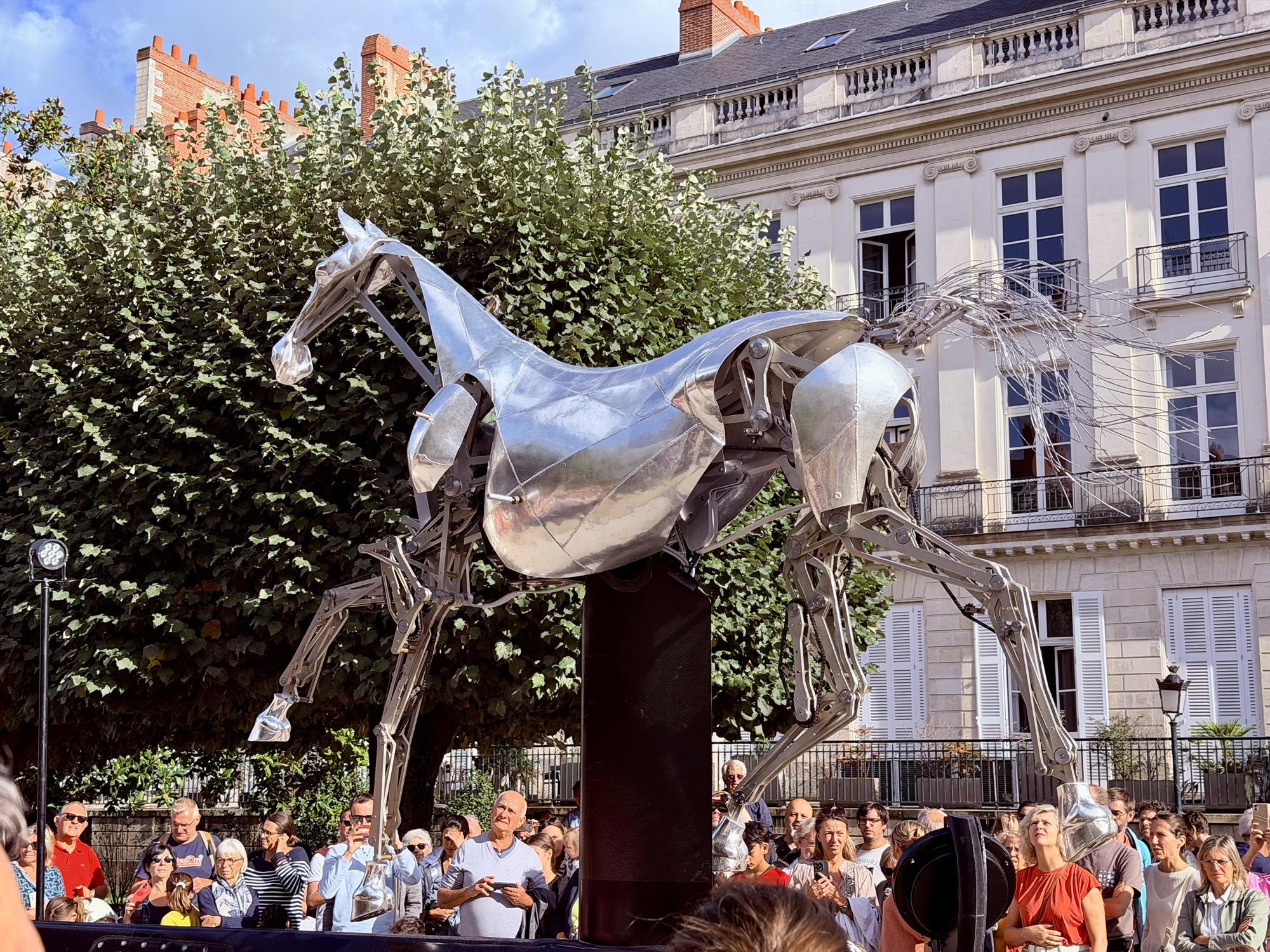 Zeus, le cheval métallique des J.O